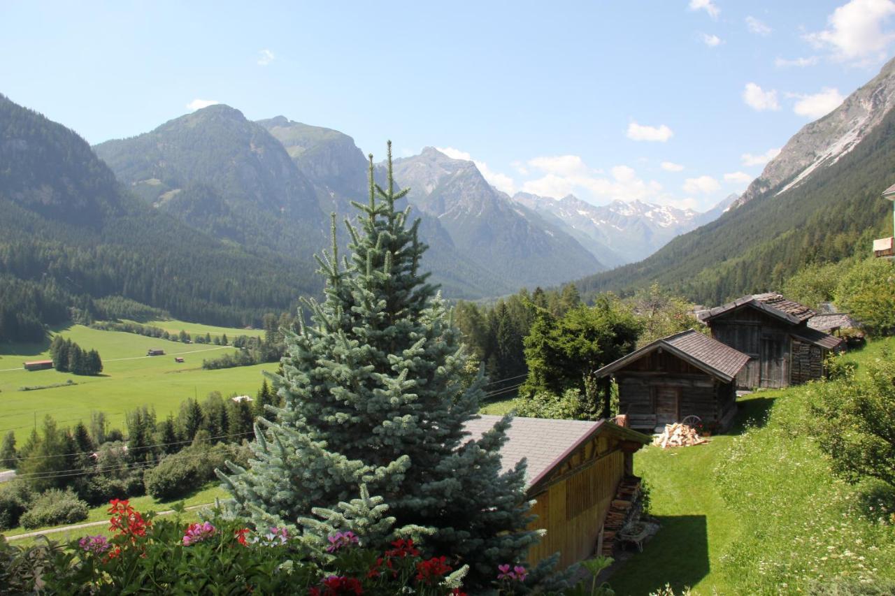 Hotel Haus Mader Trins Zewnętrze zdjęcie